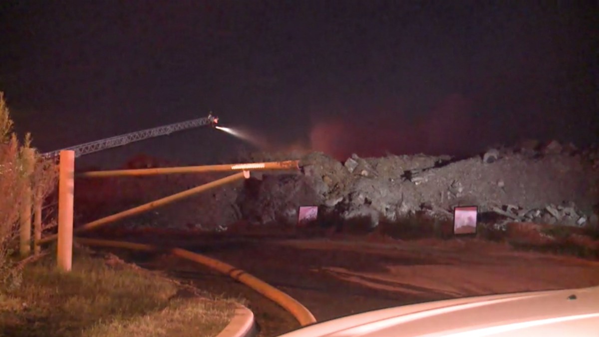 Dallas Fire-Rescue Investigating Overnight Mulch Fire ...