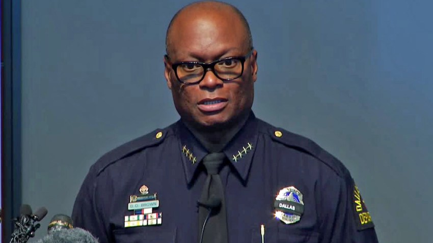 former-dallas-police-chief-named-as-finalist-to-become-chicago-police