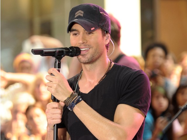 Enrique Iglesias1