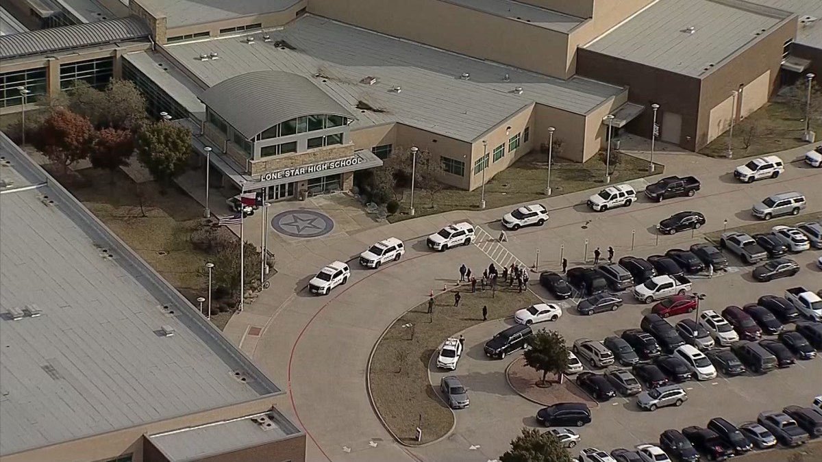 Frisco’s Lone Star High Lockdown Lifted NBC 5 DallasFort Worth