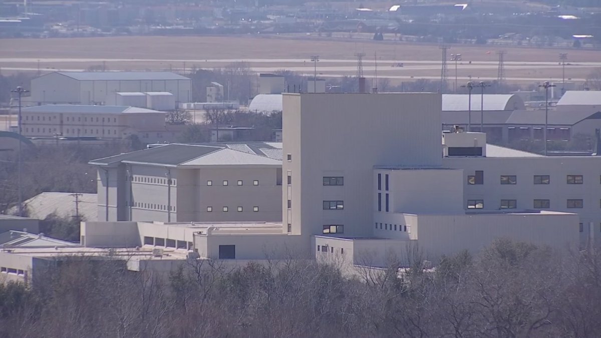 Inmate at FMC Carswell in Fort Worth Dies from COVID-19 – NBC 5 Dallas