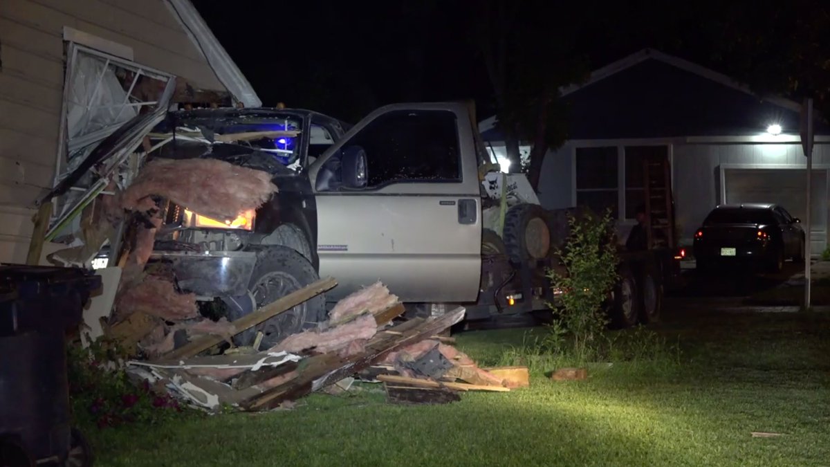 Two Men Crash Stolen Truck into Fort Worth Home: Police – NBC 5 Dallas ...
