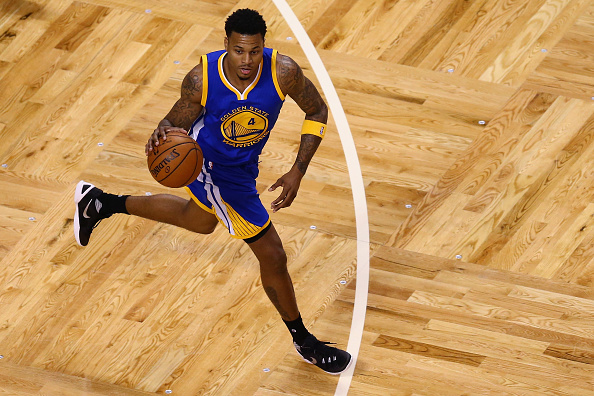 BOSTON, MA - DECEMBER 11: Brandon Rush #4 of the Golden State Warriors drives against the Boston Celtics during the first quarter at TD Garden on December 11, 2015 in Boston, Massachusetts. (Photo by Maddie Meyer/Getty Images)