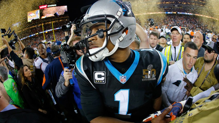 602536555TB00131_Super_Bowl