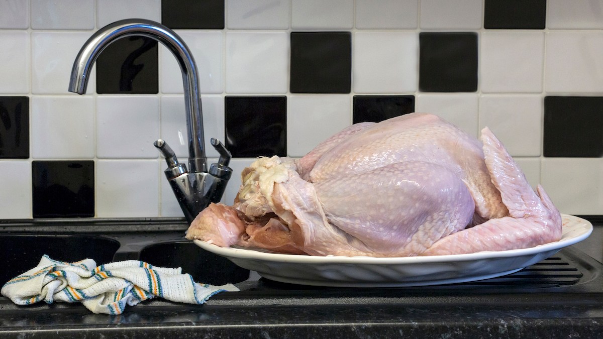 New USDA Study Washing Raw Poultry Increases Risk of Contaminating