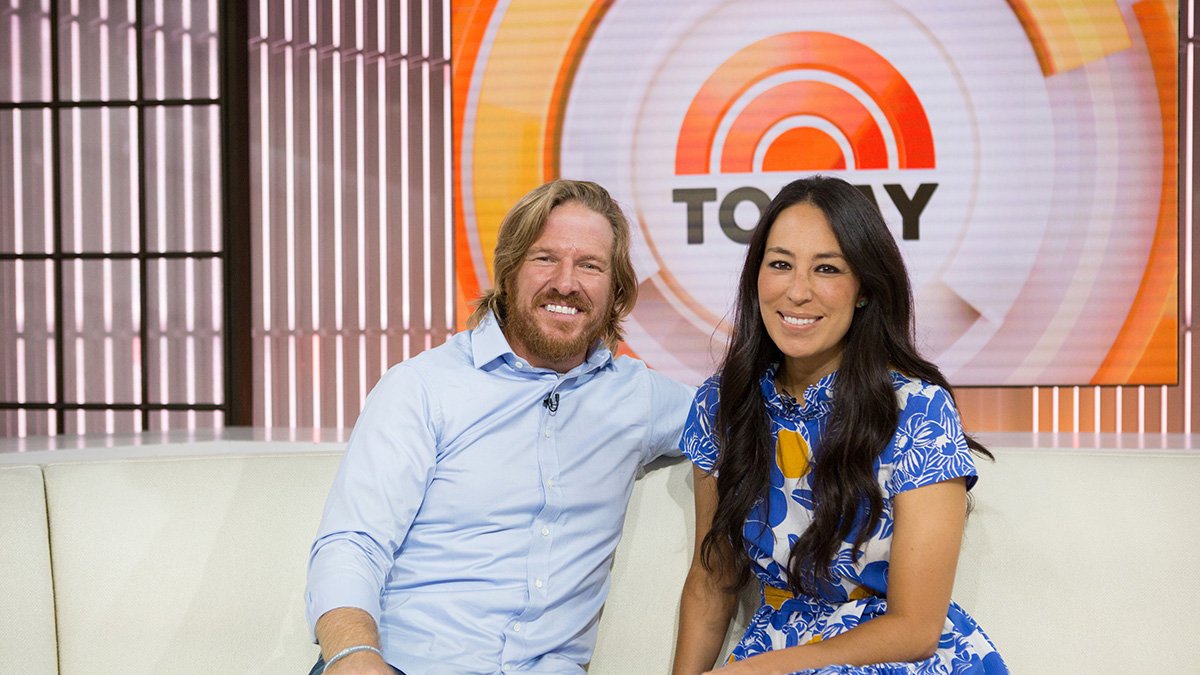Chip, Joanna Gaines' Magnolia Realty Will Open Grapevine Office - Vimarsana News