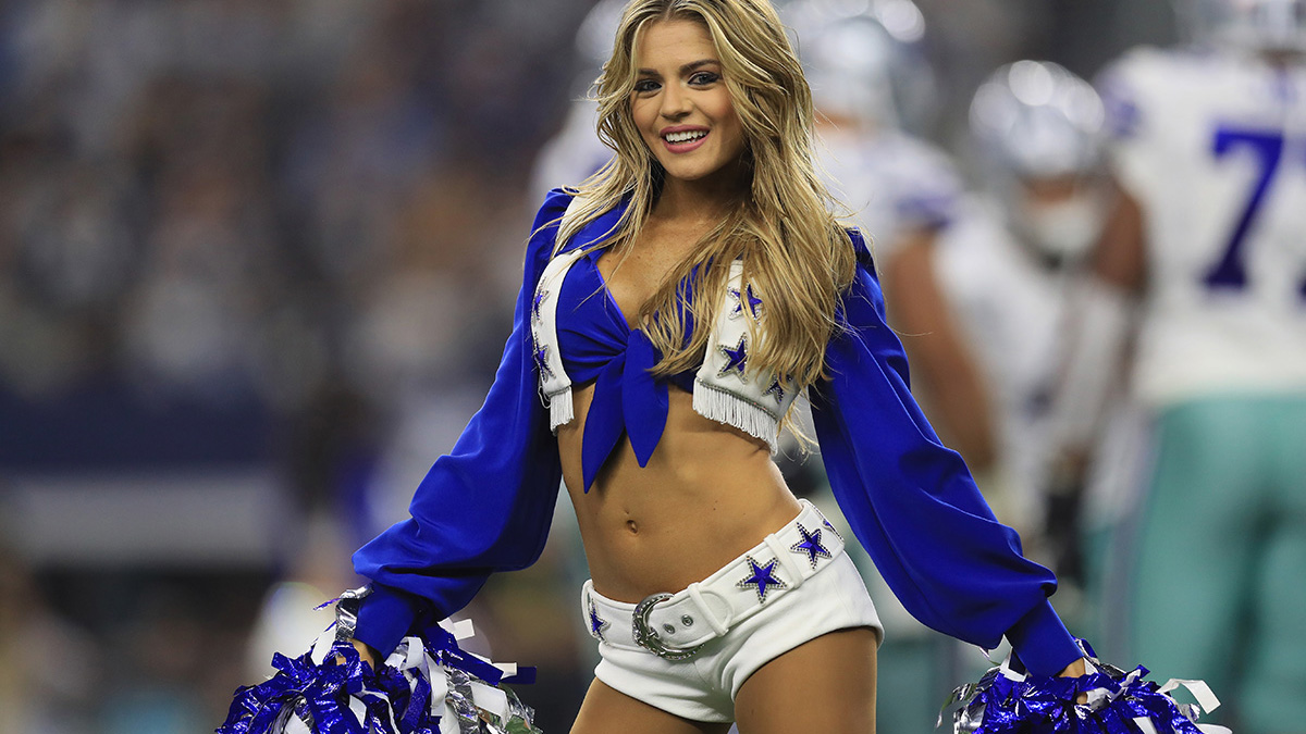 Cowboys Cheerleader Goes Viral After Sunday's Blowout Win - The Spun:  What's Trending In The Sports World Today