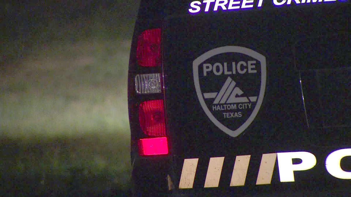 Armed breakin leads to officerinvolved shooting in Haltom City, 1
