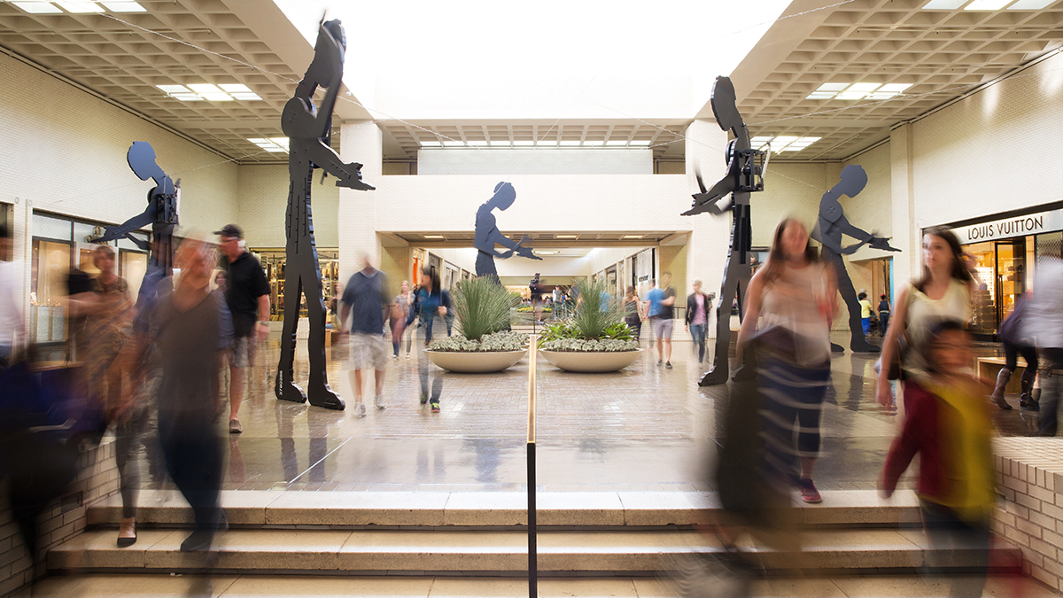 NorthPark Center's 'Five Hammering Men' Are Taking a Well-Deserved