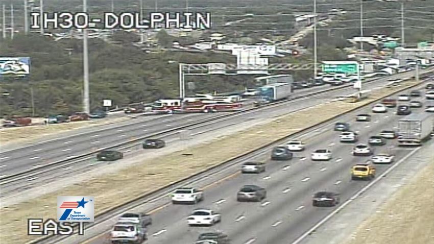 I-30 crash at Dolphin