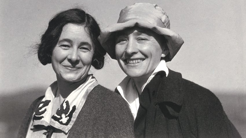 Ida-and-Georgia-OKeeffe-1924