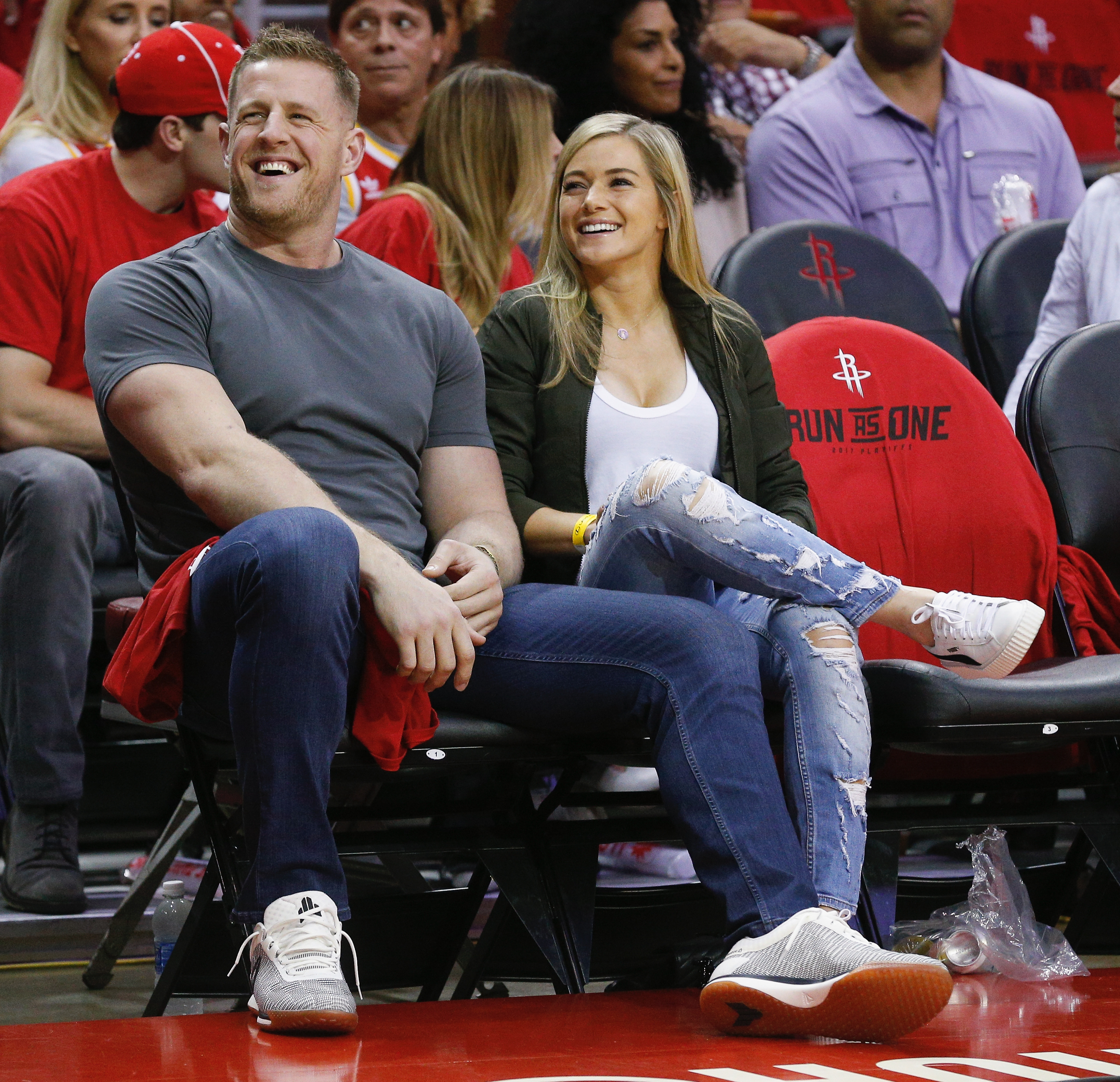 JJ Watt wears girlfriend Kealia Ohai's soccer jersey at game