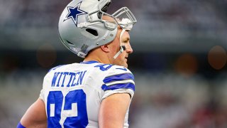 Dallas Cowboys Tight End Jason Witten (82) warms up prior to the NFC East game between the Dallas Cowboys and Washington Redskins on December 29, 2019 at AT&T Stadium in Arlington, Texas.