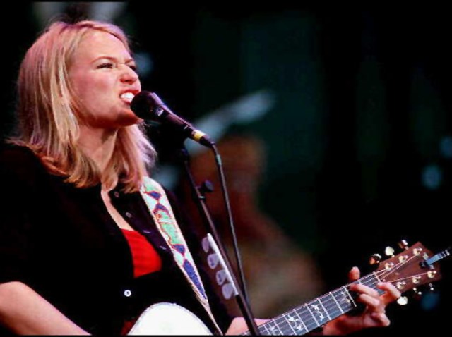 Jewel at Lillith Fair