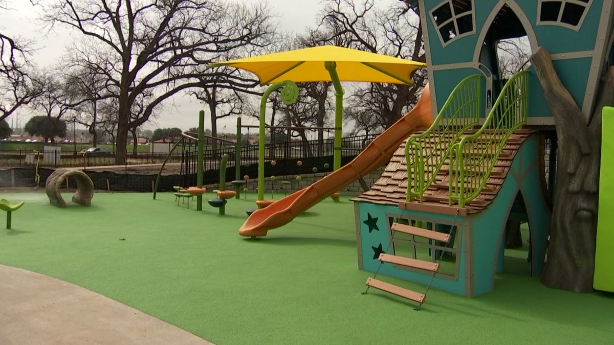 Web having just opened at one of our favorite parks, trinity park on the trinity river, we couldn’t wait to visit the new dream park in fort worth! ‘Dream Park’ for Children With All Abilities Opens Monday in Fort Worth