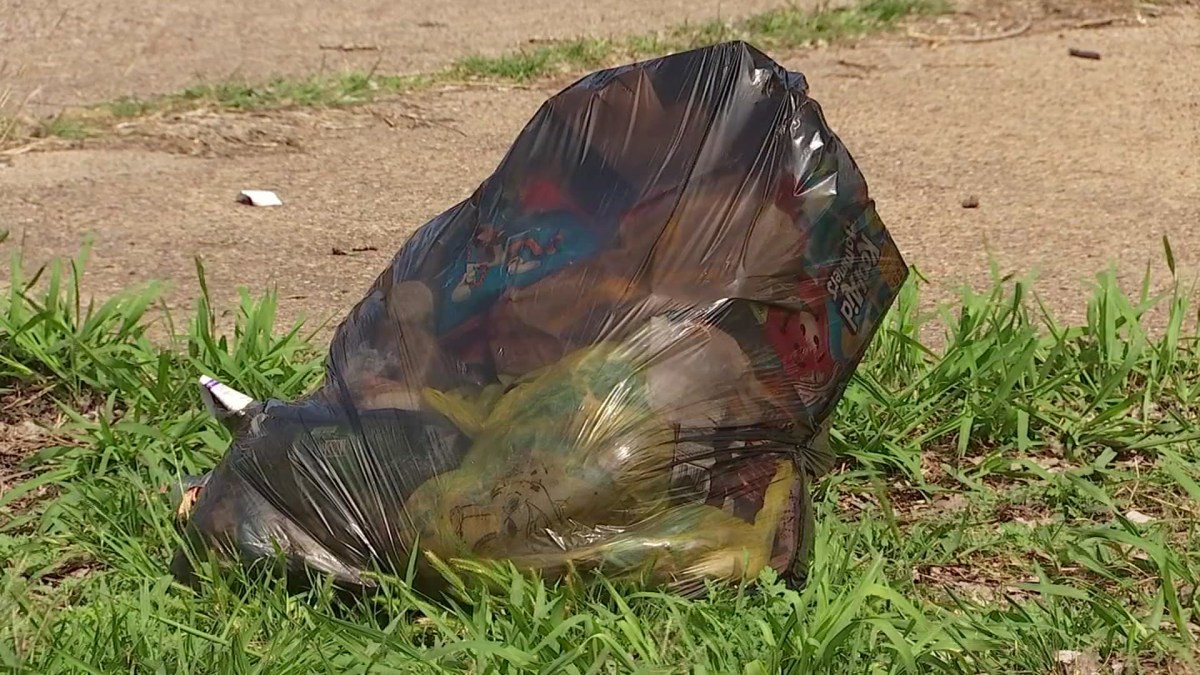 Mesquite Neighbors Fed Up With Trash NBC 5 DallasFort Worth