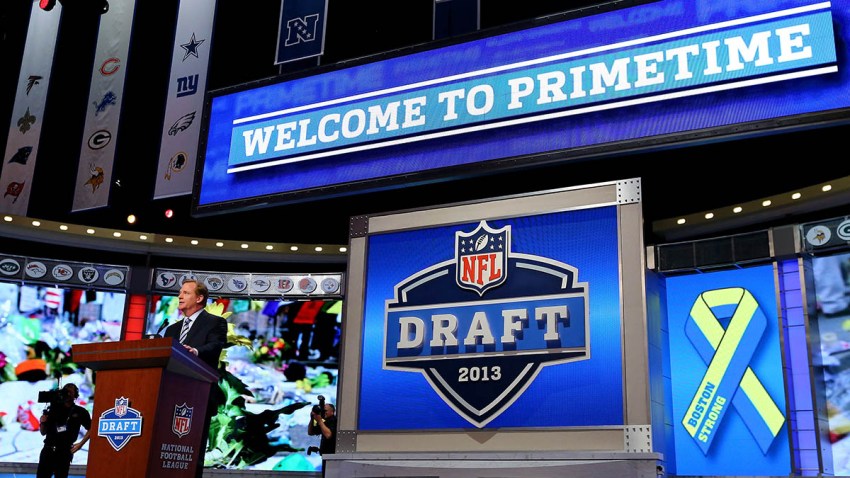 163512005CC00147_2013_NFL_D