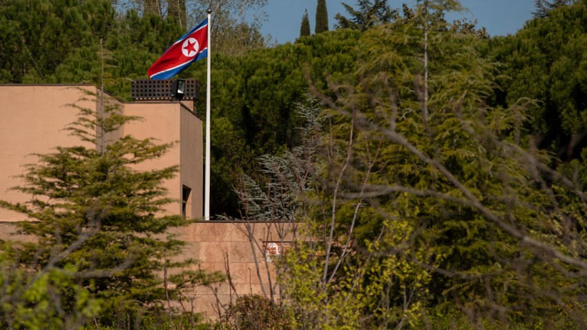 20190327_northkoreanembassyraided_0362_20190327111227279.jpg