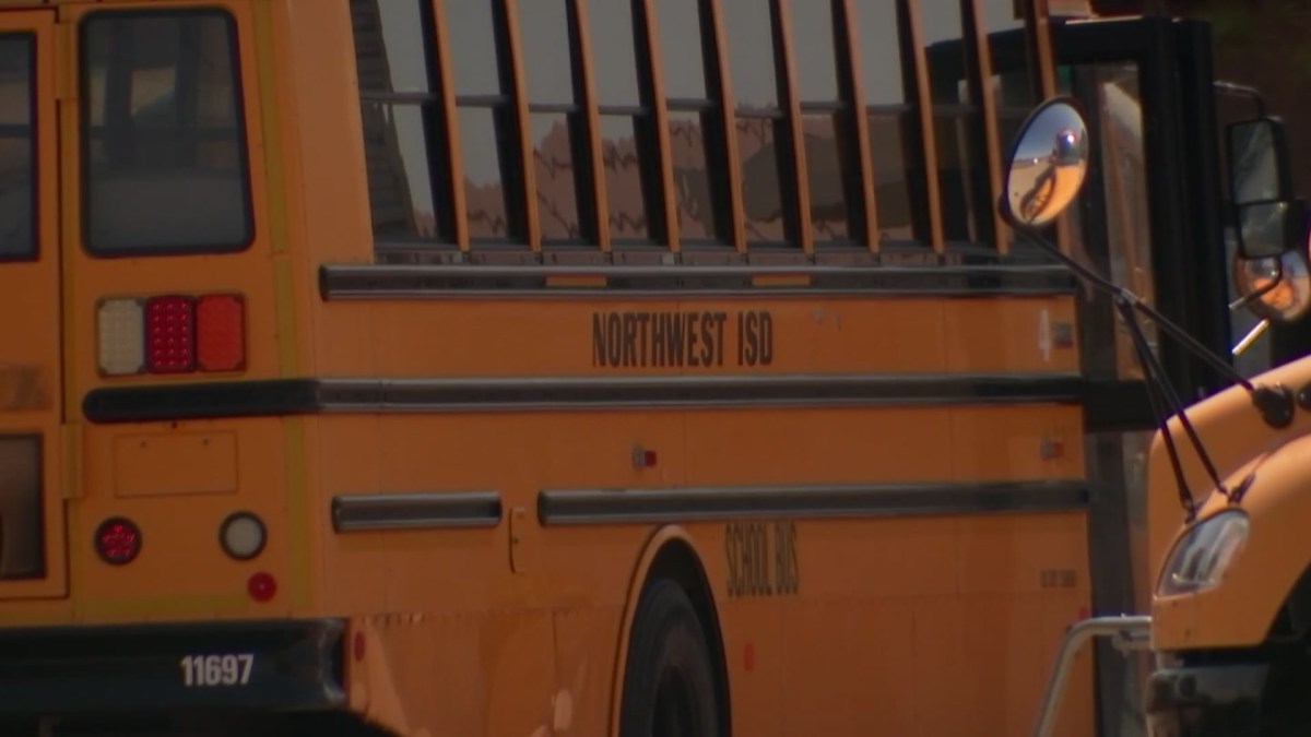 Students Sitting In Aisle Of Crowded School Buses: Parents – NBC 5 ...