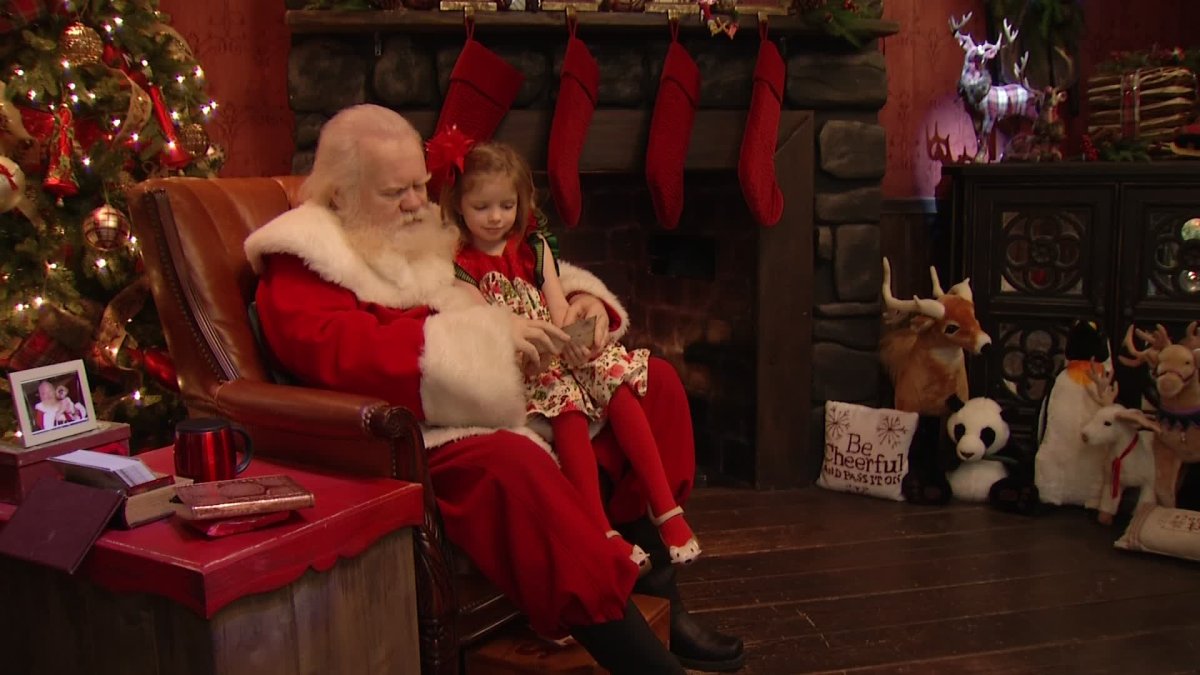 NorthPark Center in Dallas Has New Santa – NBC 5 Dallas-Fort Worth