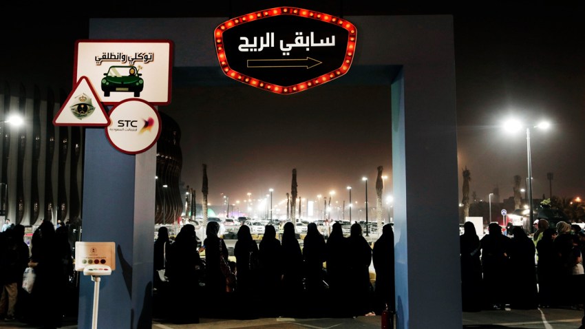 Saudi Rebelling Women