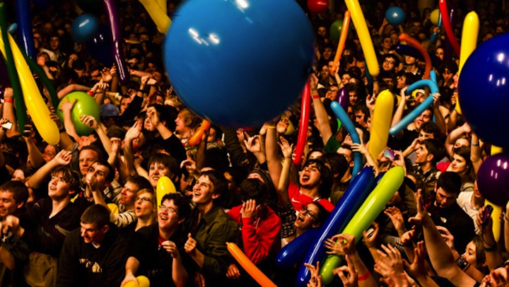 Starry Crowd