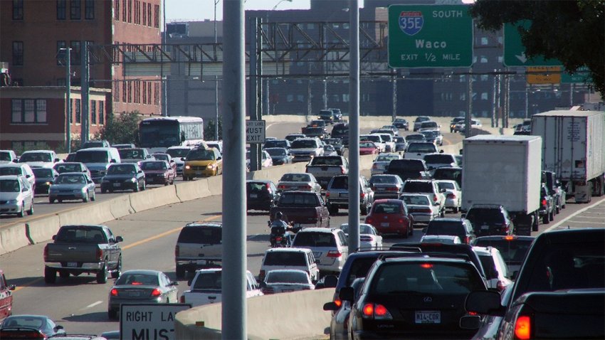 Hitting The Road For 4th Of July Here S When To Expect The Most Traffic Nbc 5 Dallas Fort Worth