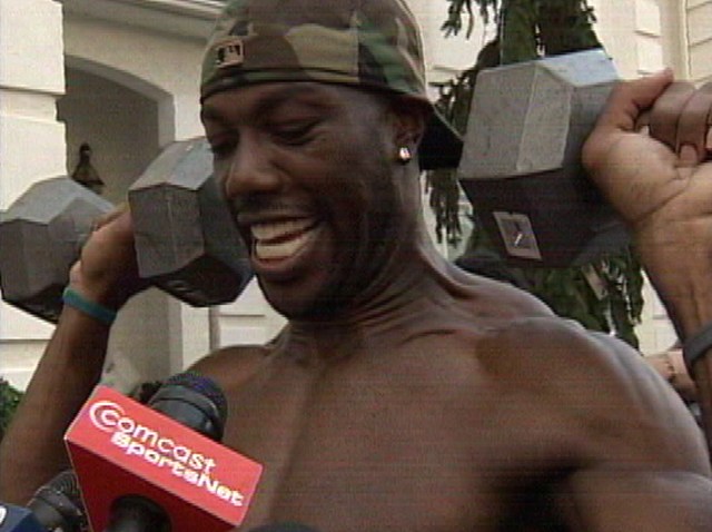 Terrell_Owens_Weights