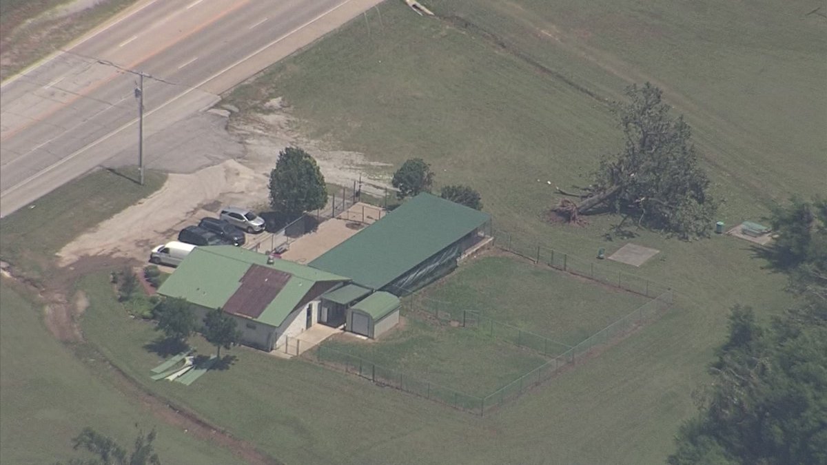 Raw Video Texas Sky Ranger Surveys Damage After a Tornado in Bowie