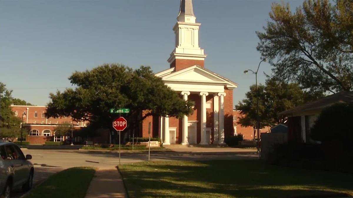 Dallas Baptist Church Moves Forward with Accepting Gays, Despite