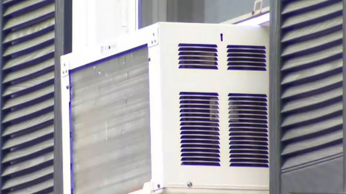 Cornerstone Baptist Church Offers Oak Cliff Residents Free Window Air Conditioning Units – NBC 5 Dallas-Fort Worth