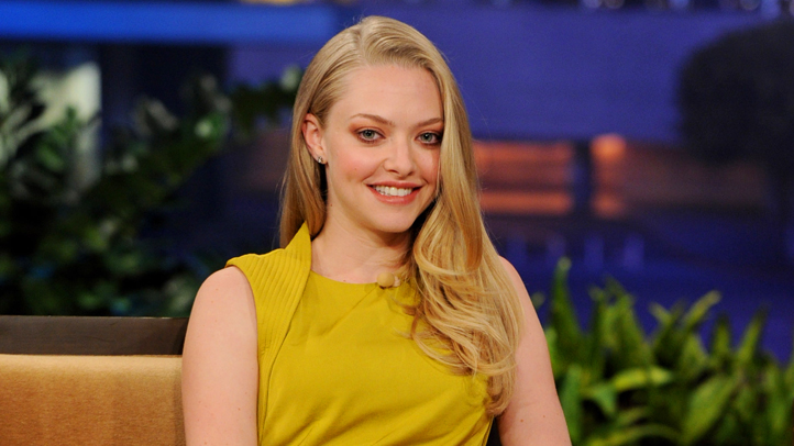amanda-seyfried-jay-leno-10.26-722