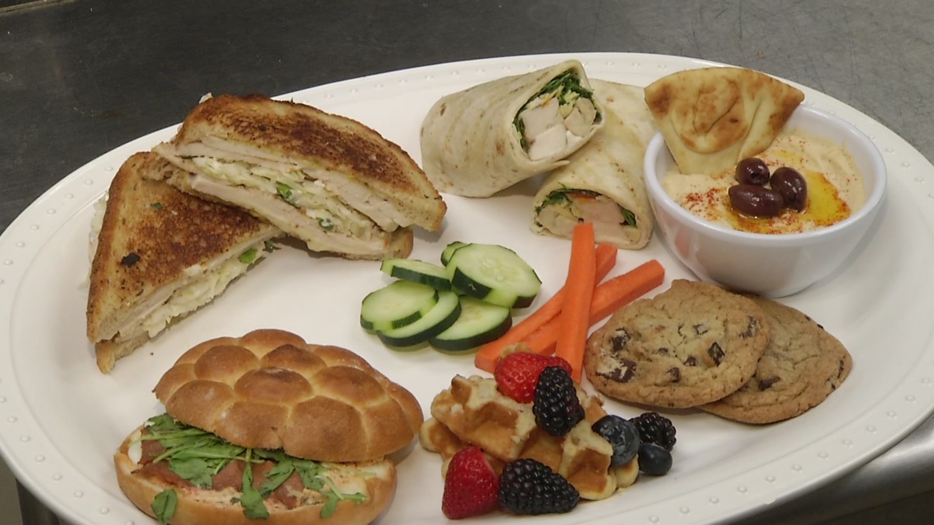 American Airlines Serving Zoes Kitchen In Flight Nbc 5 Dallas