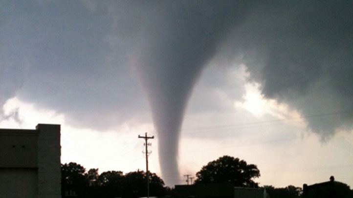 april-26-TORNADO-LEAD1