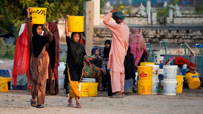 Pakistan Poisoned Water