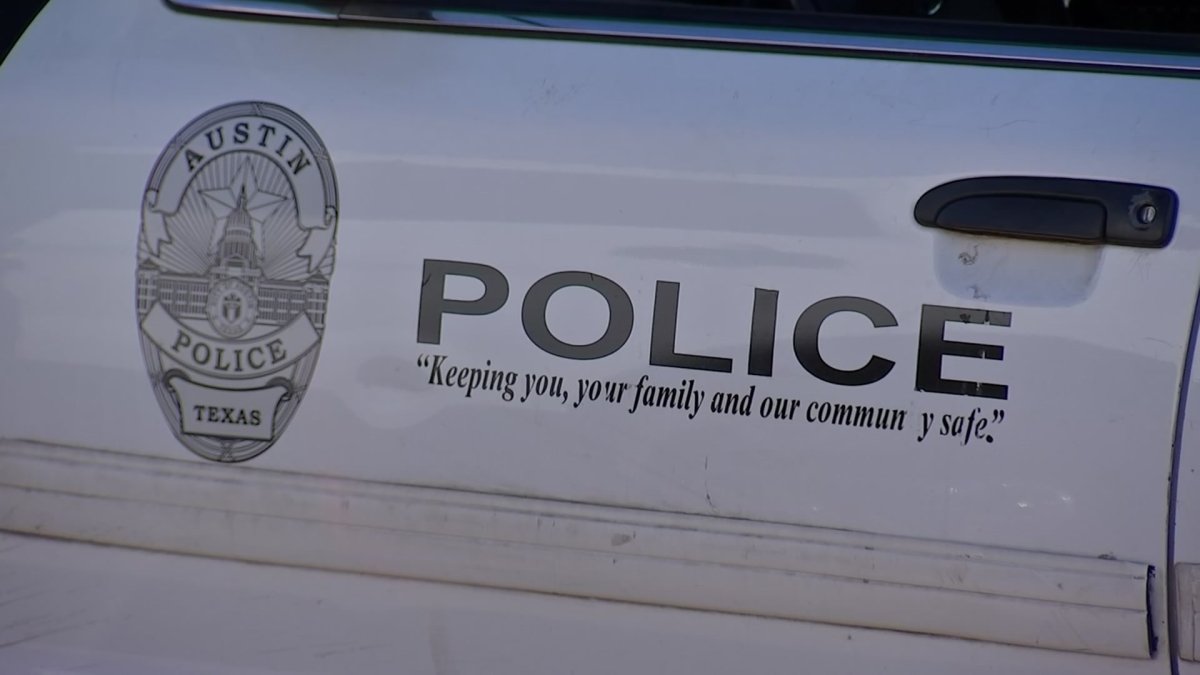 Attorneys for Accused Austin Officers Awaiting Indictments - Vimarsana News