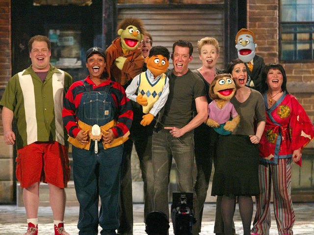 avenue-q-cast