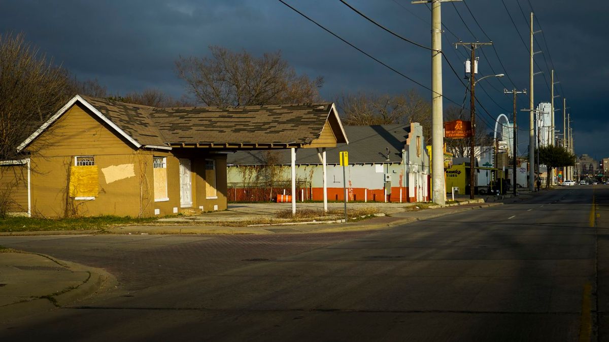 Gas Station Linked to Bonnie and Clyde Could Landmark Over Owner