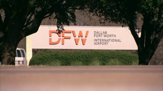 dfw airport sign