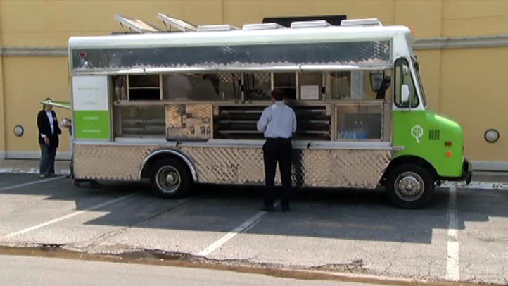 Dallas Arts District Sets Stage For Food Trucks Nbc 5 Dallas