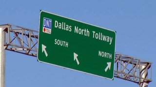 generic-dallas-north-tollway-sign-2011