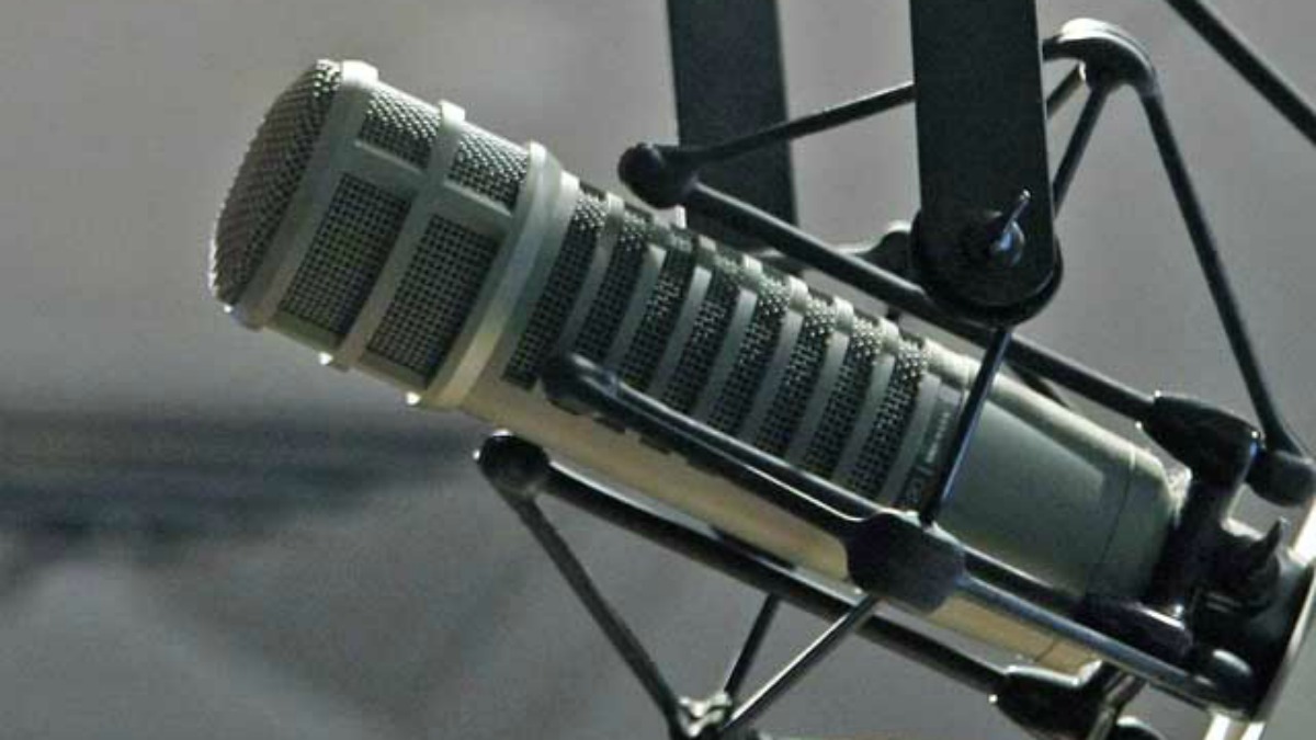 nbcdfw.com - Hannah Jones - A new DFW radio station is streaming 1990s alternative and something else