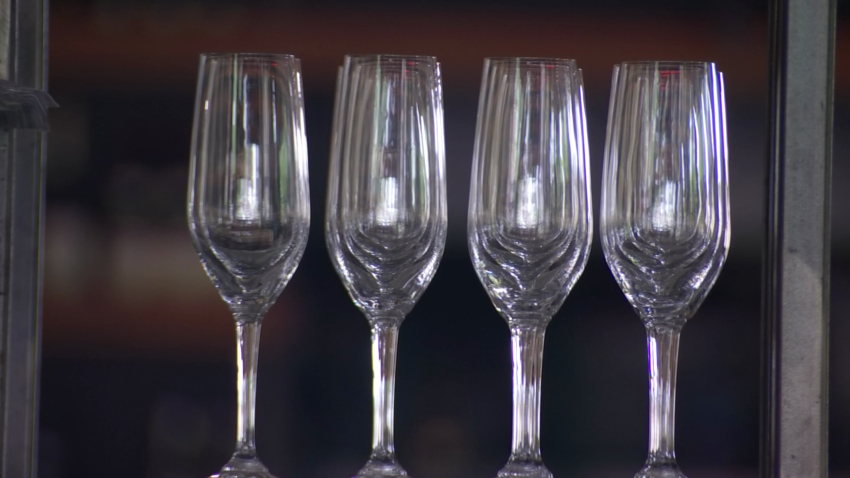 TABC Urges ‘Bars' Not to Reopen to Dine-In Services on Friday