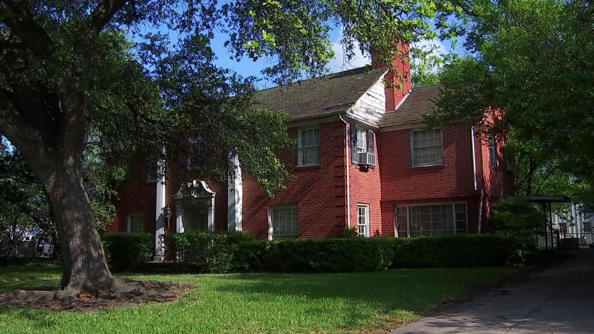 Multimillion Dollar Highland Park Homes Listed as ‘Land’ – NBC 5 Dallas
