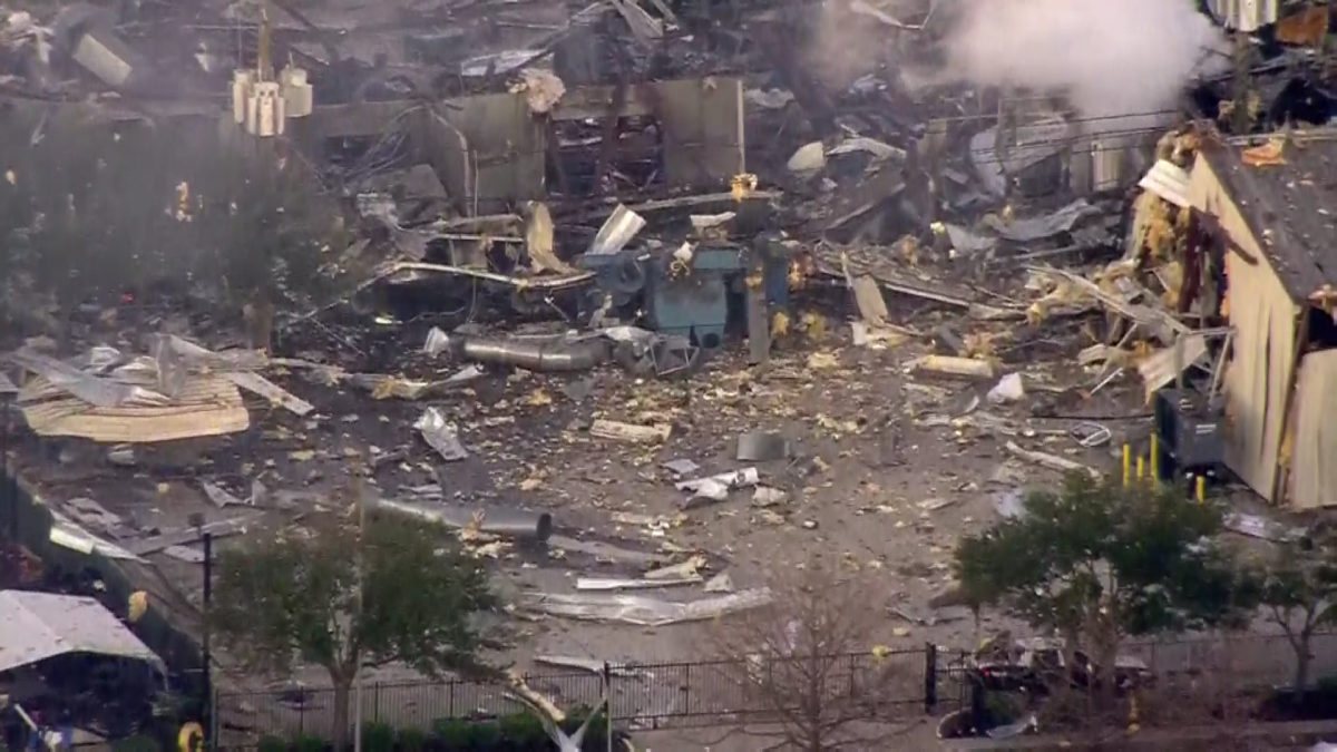 Houston Building Explosion Shakes City, Scatters Debris NBC 5 Dallas