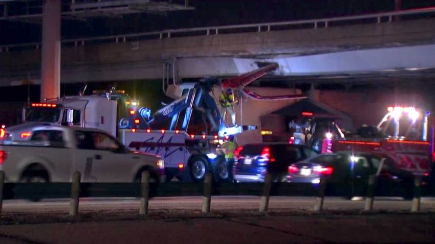 i30-truck-crash-bridge1