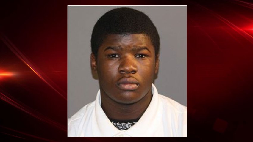 koise-jones-crit-missing-042914