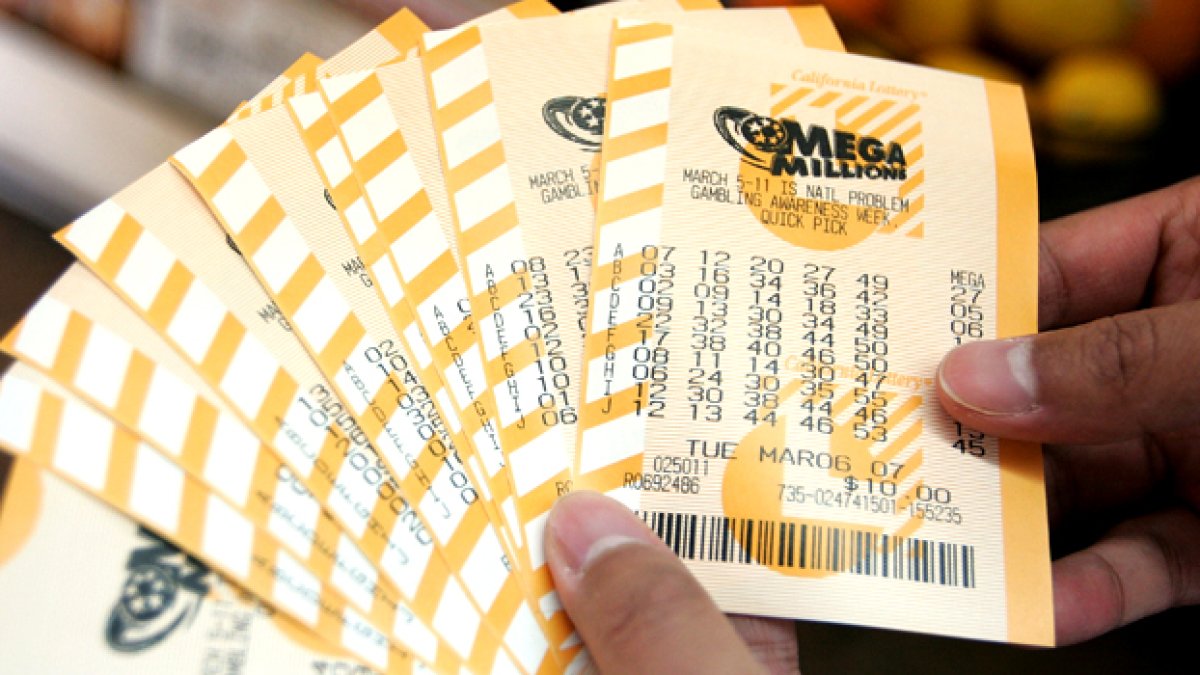 here-are-the-winning-numbers-for-the-1-35-billion-mega-millions-jackpot