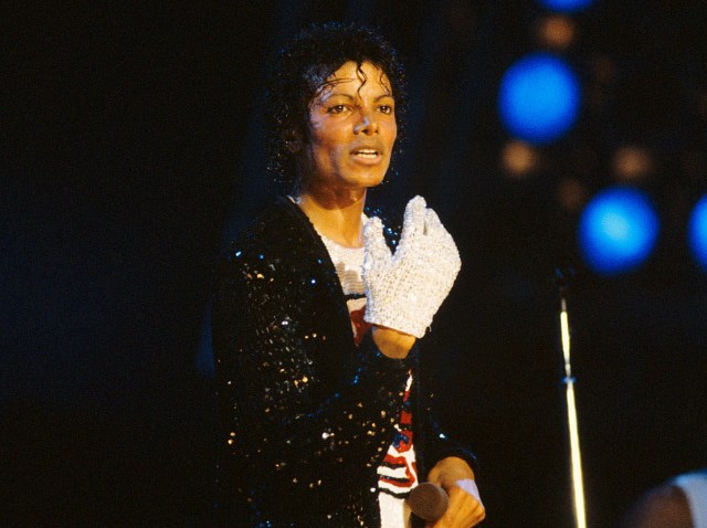 mj_glove