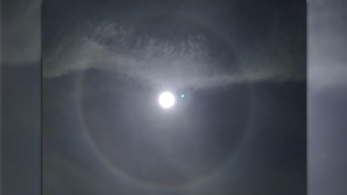 Circle moon, rain soon': What's the story behind the halo around the latest  full moon? – NBC 7 San Diego